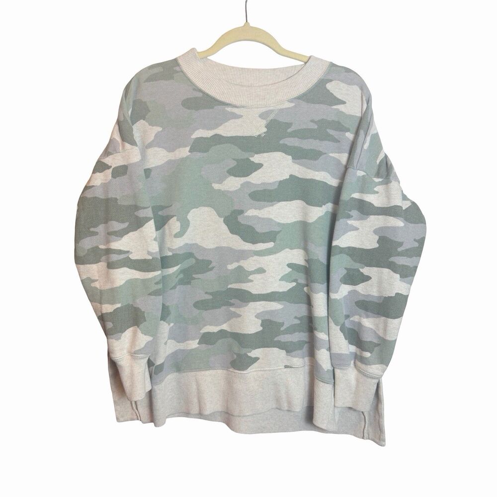 AERIE Sweatshirt Women's Medium Camouflage Oversized Pullover Slouchy Lagenlook